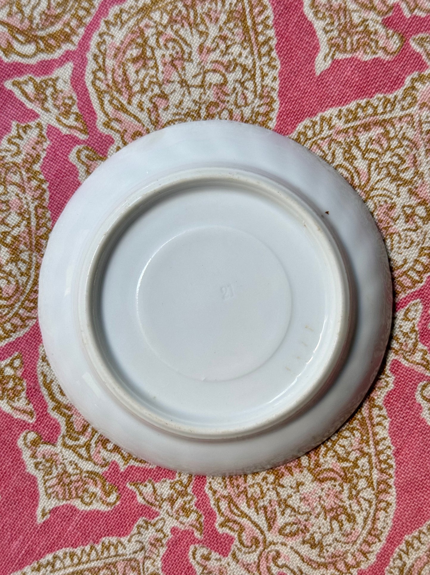 Scalloped Rose Medallion Dish (3.75”)