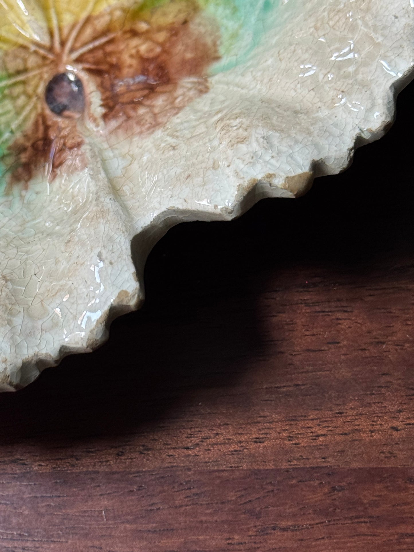 Antique Majolica Begonia Leaf