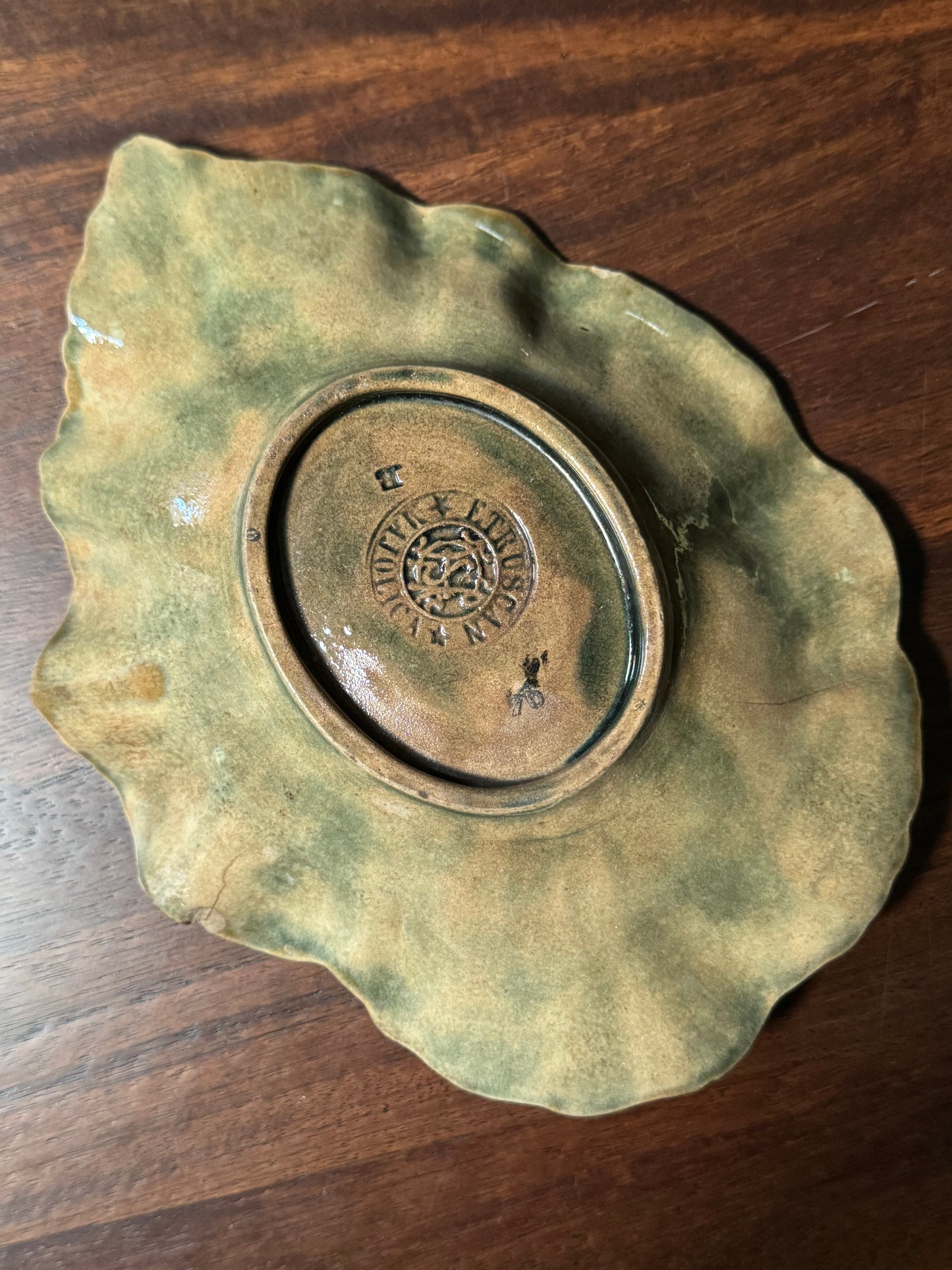 Etruscan Majolica Begonia Leaf