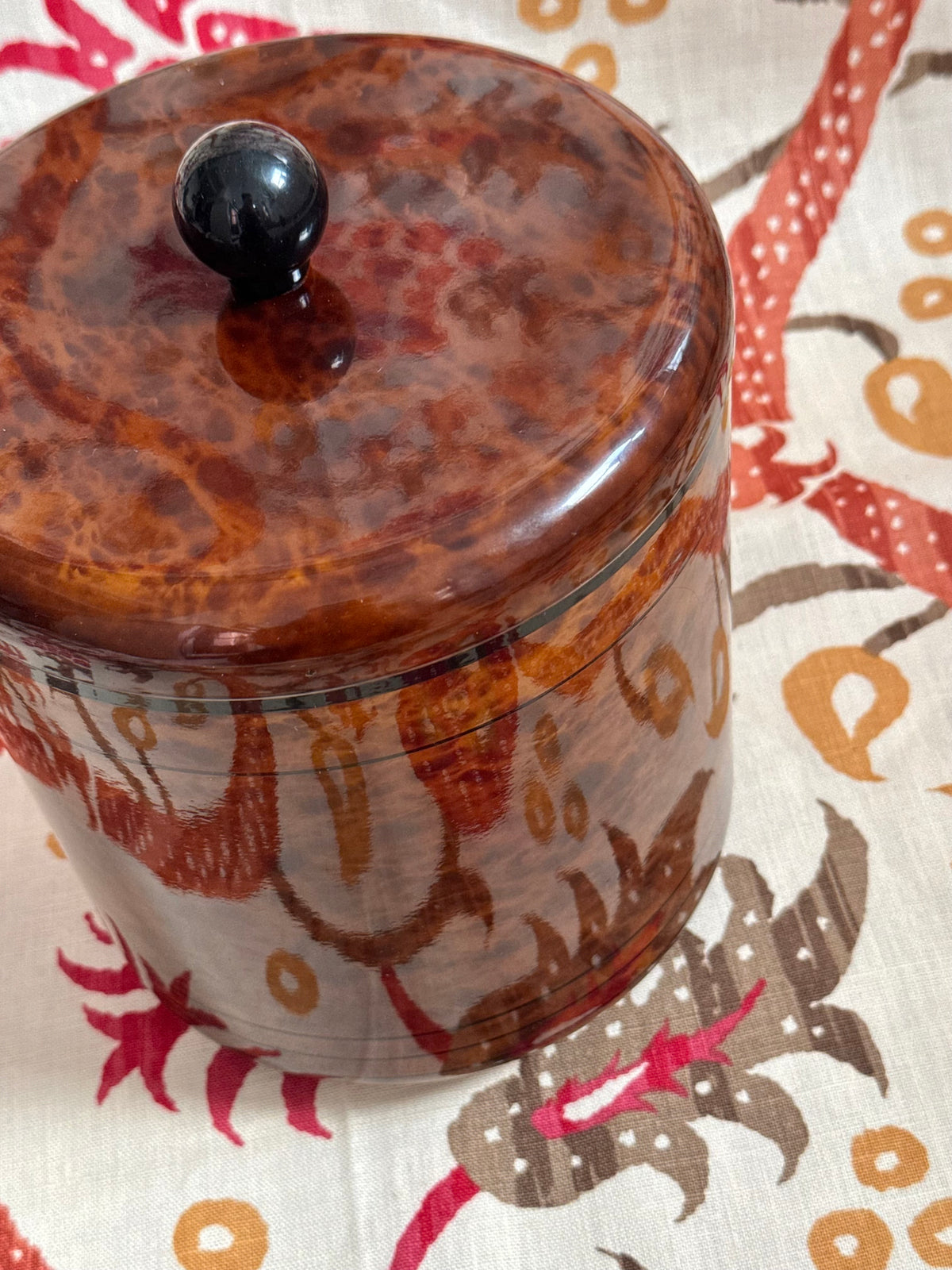 Lacquer Ice Bucket
