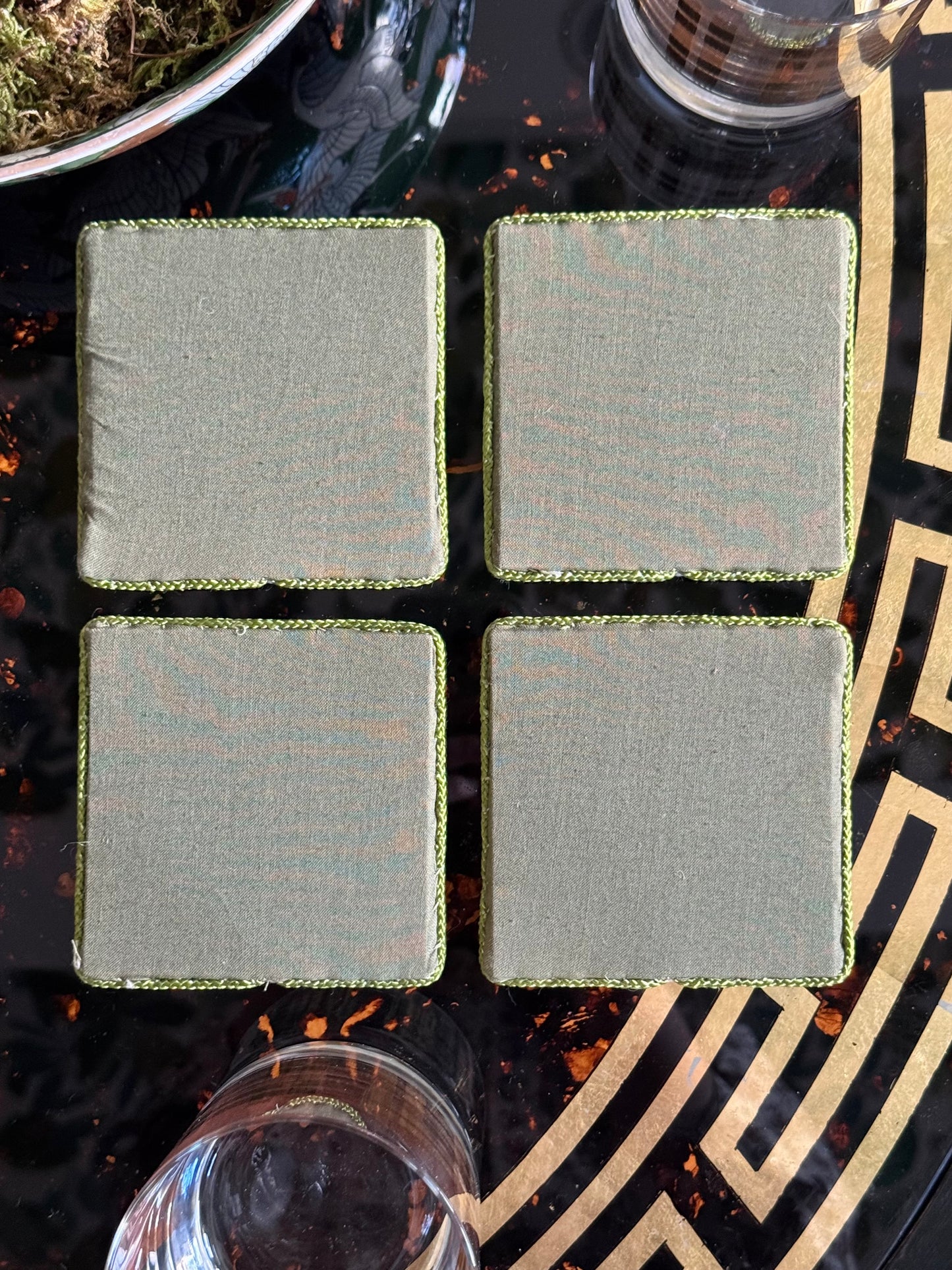 Needlepoint Pineapple Coaster Set