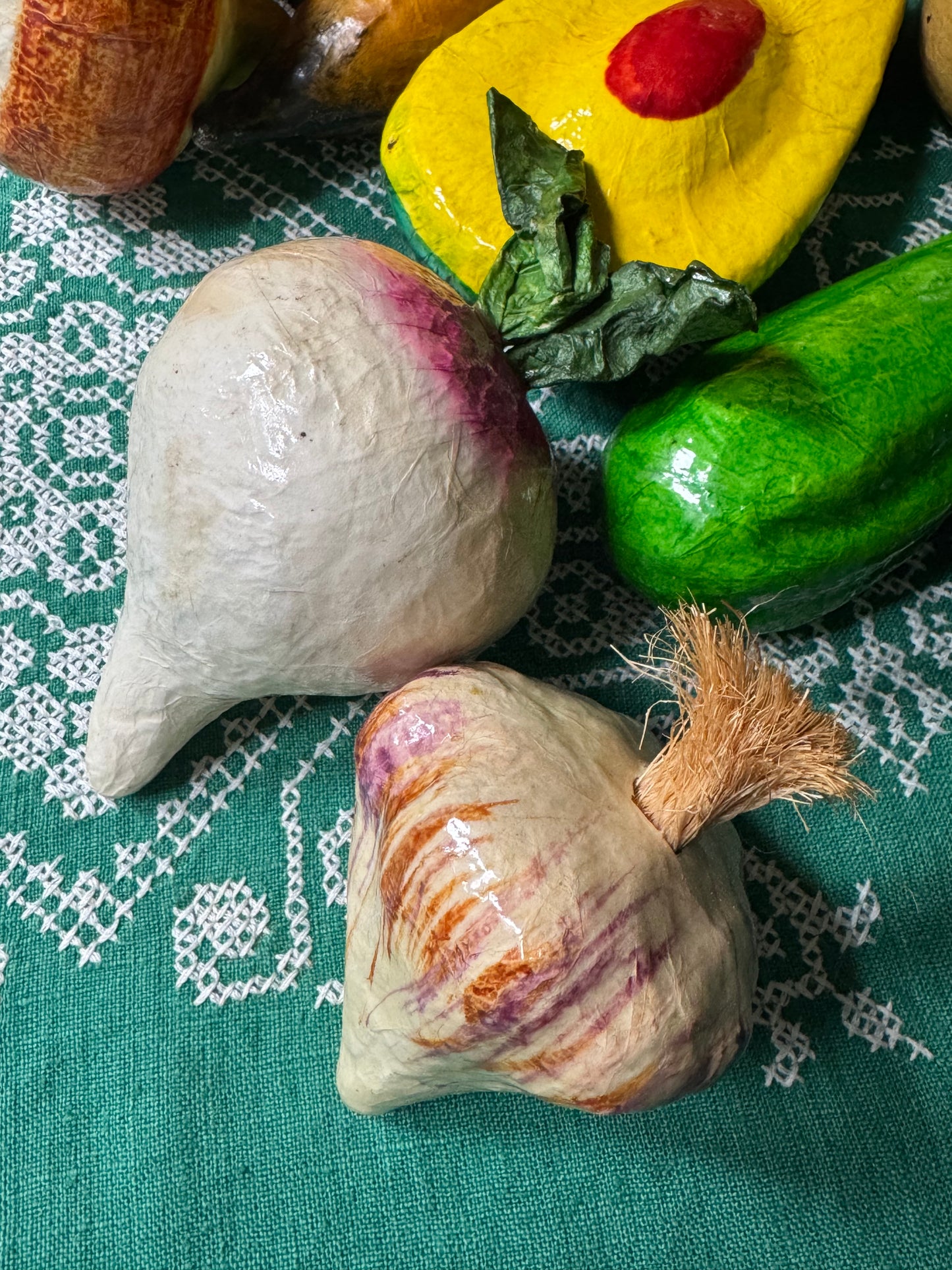 Papier-Mâché Produce (21 pieces)