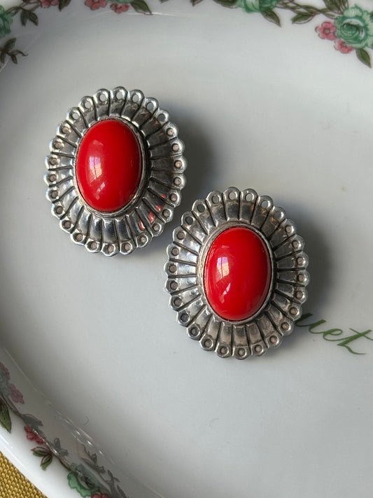 Red Scalloped Concho Clip Earrings