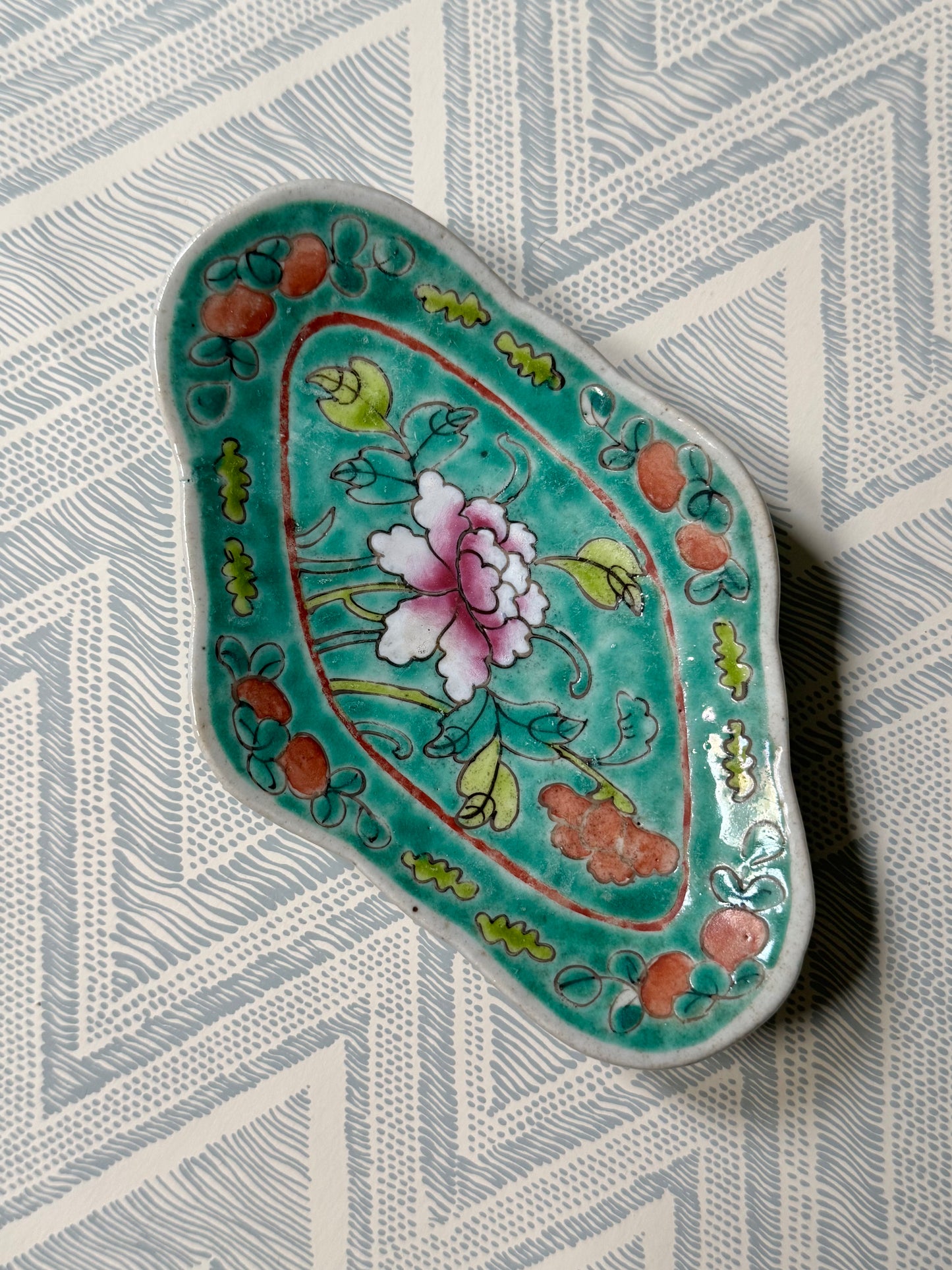 Chinoiserie Chrysanthemum Dish #2