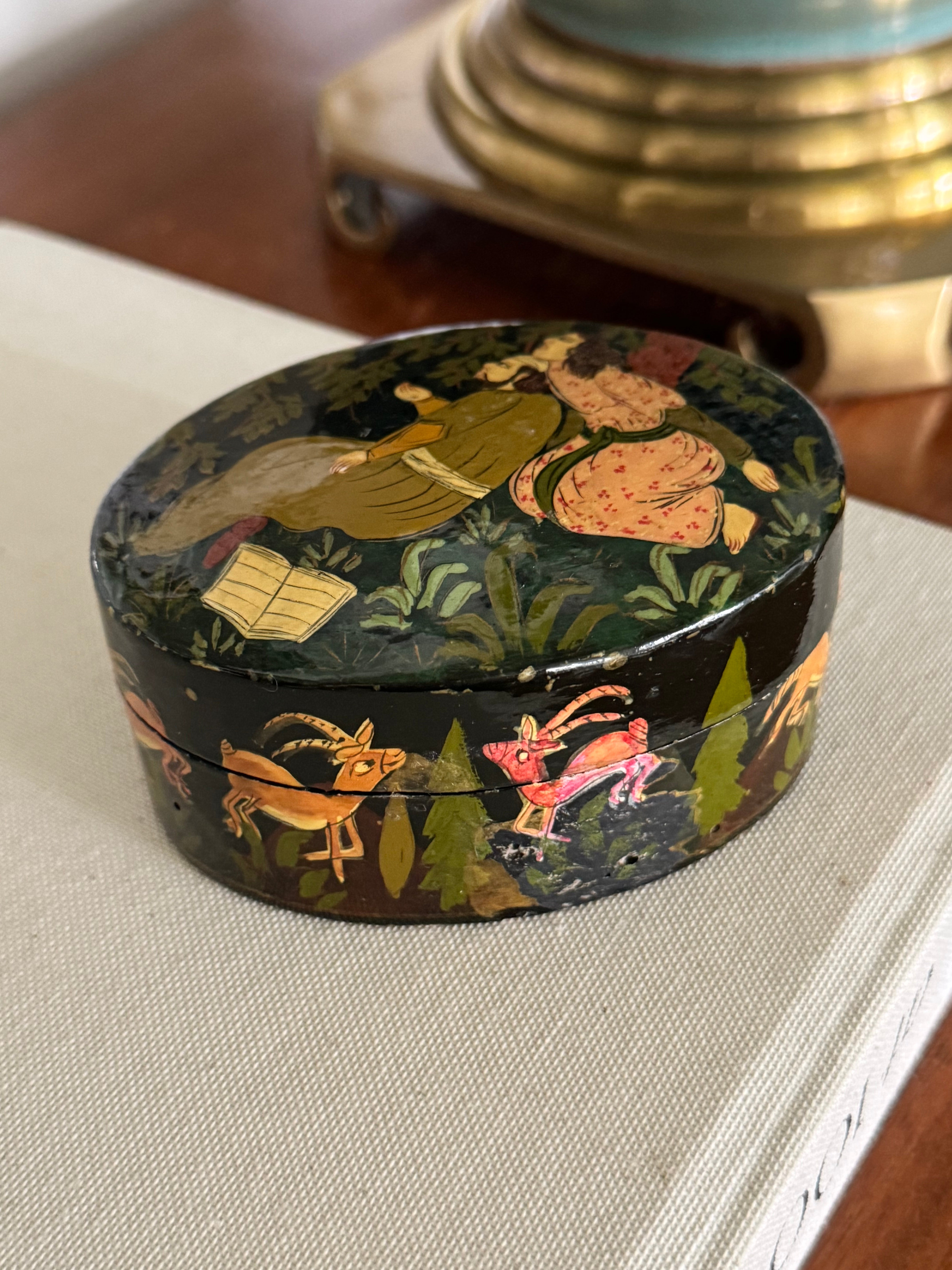 Handpainted Lacquered Box – The Sleepy Flea