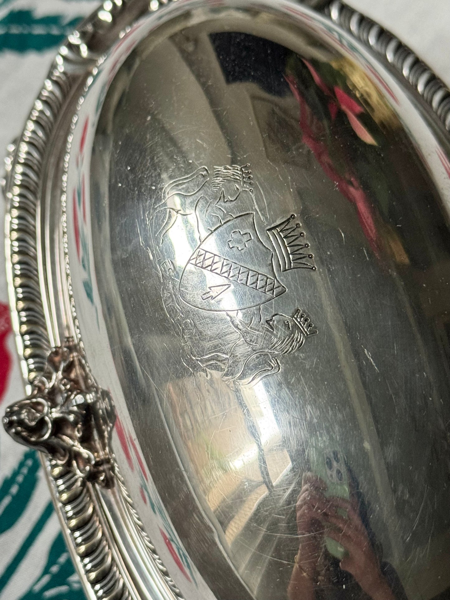 Engraved Oval Rolling Dome Server