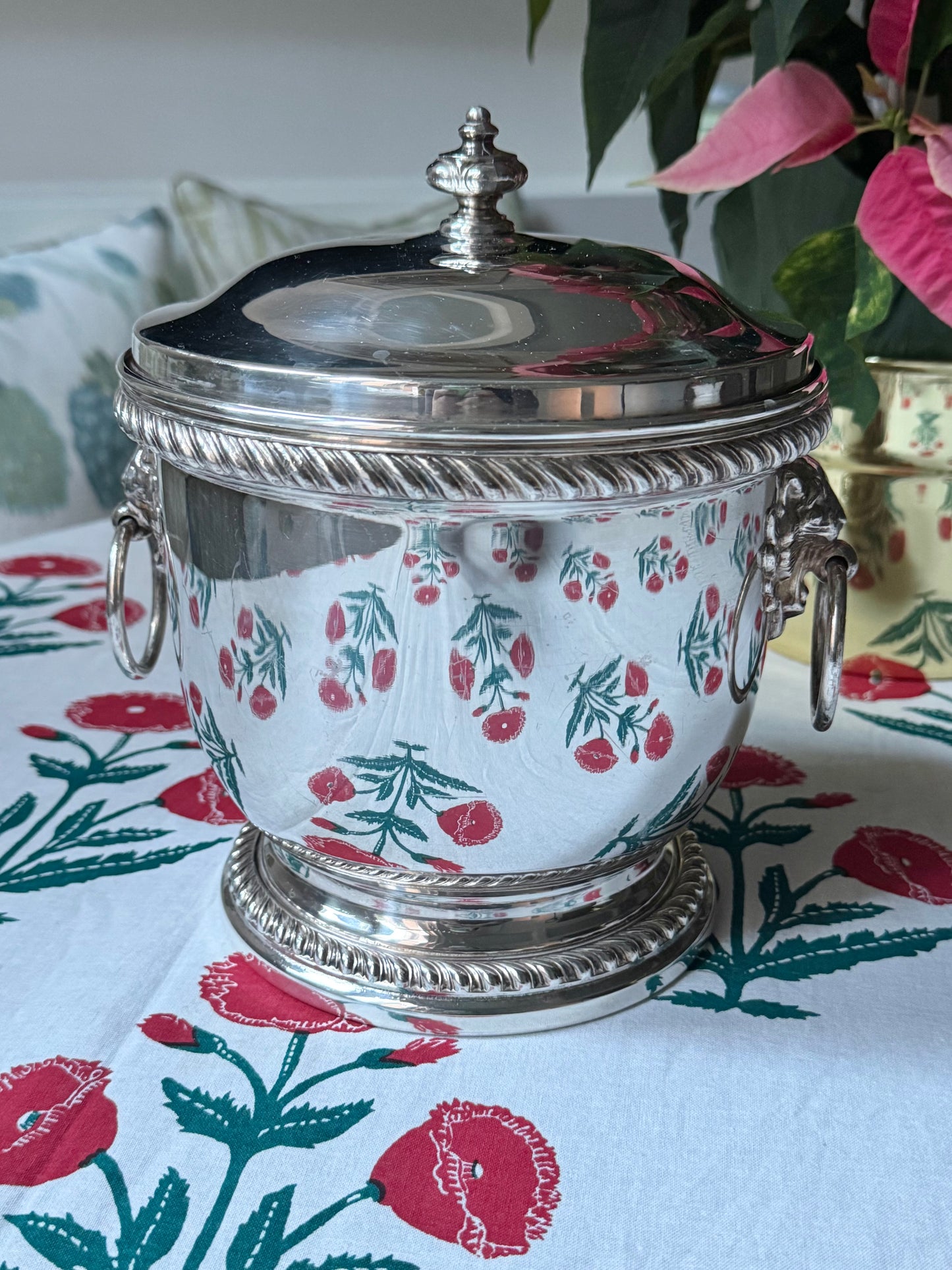 Lion’s Head Lidded Ice Bucket