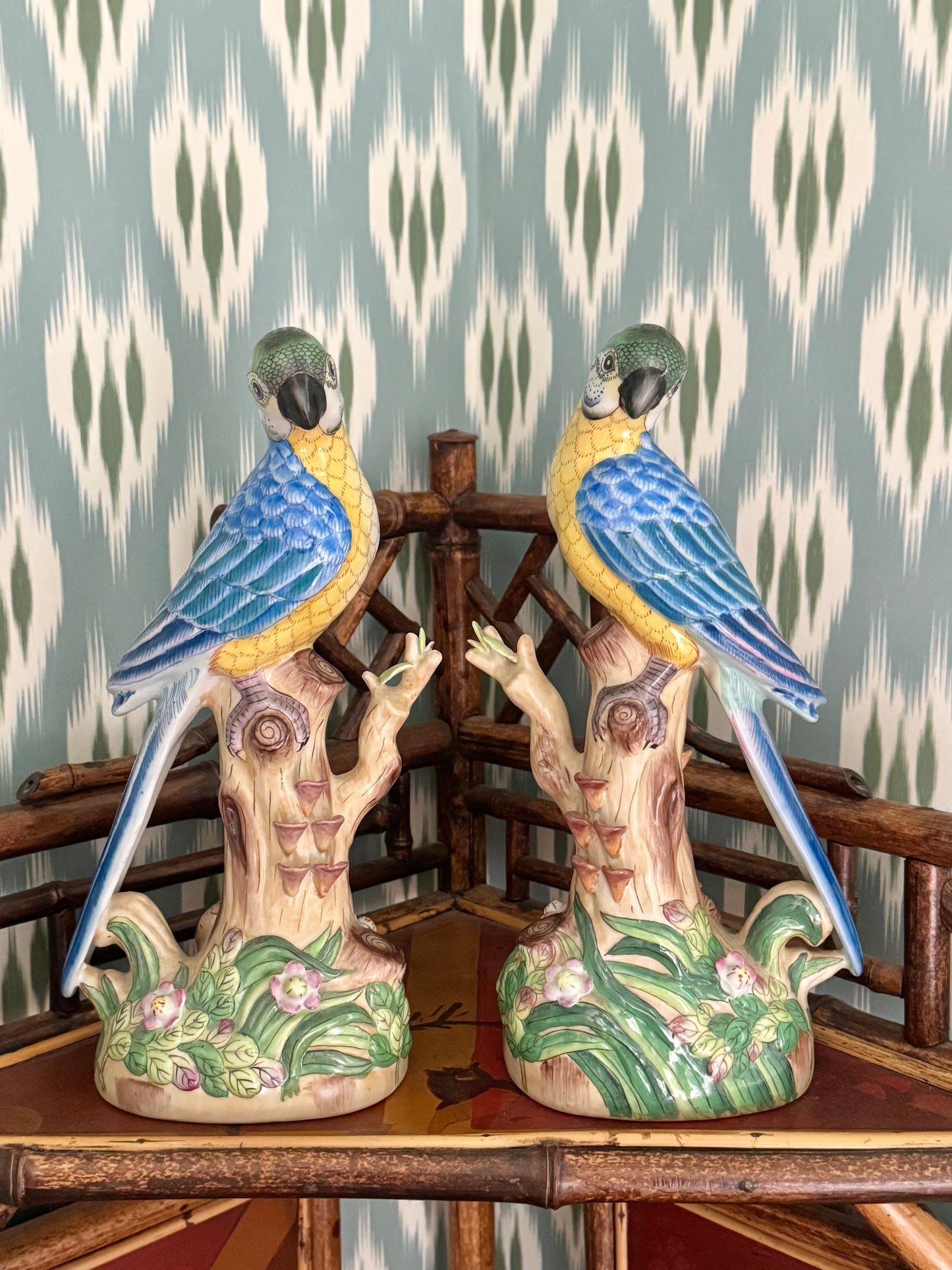 Pair of Vintage Chinoiserie Birds