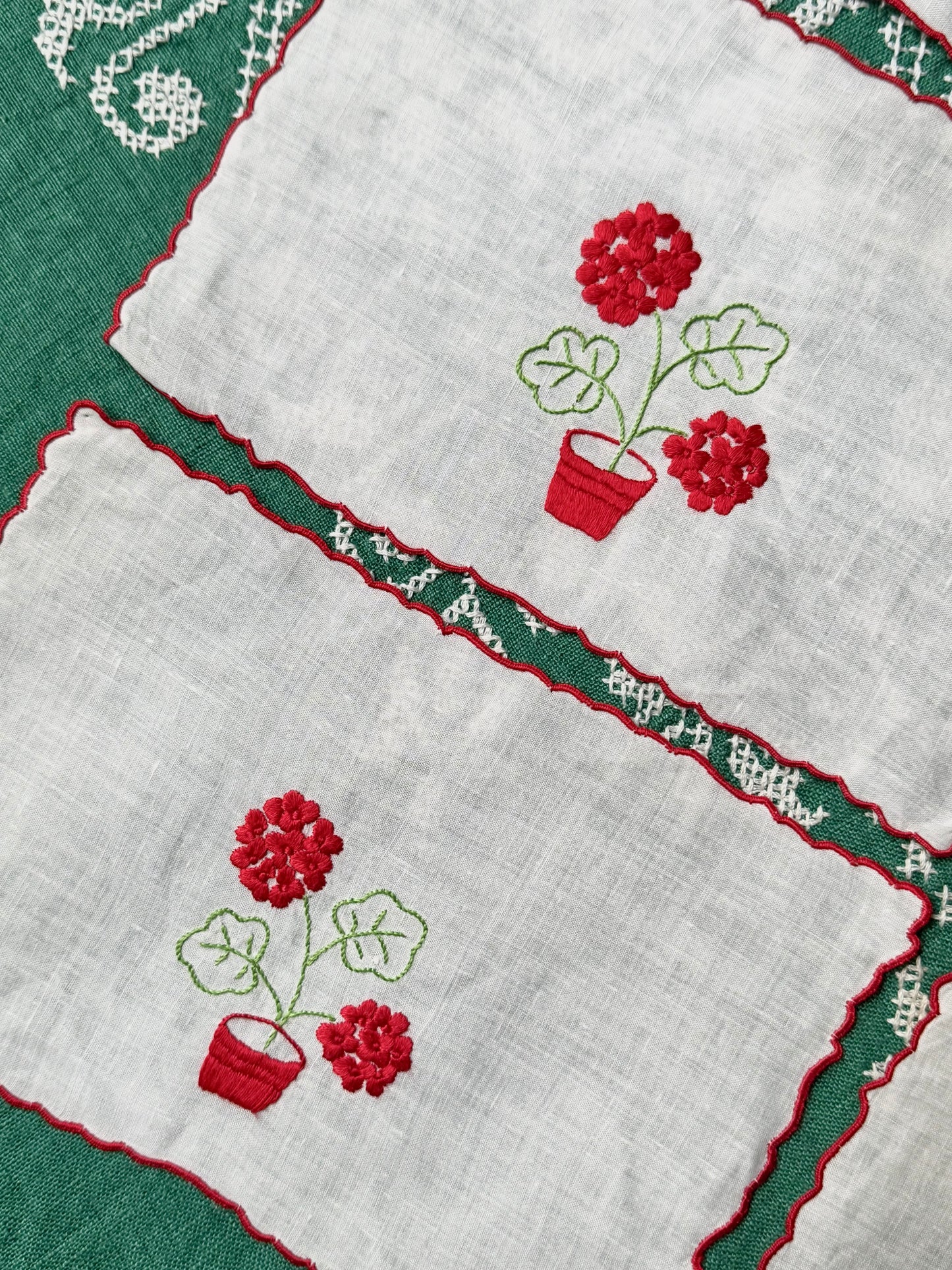 Vintage Embroidered Cocktail Napkins (8)