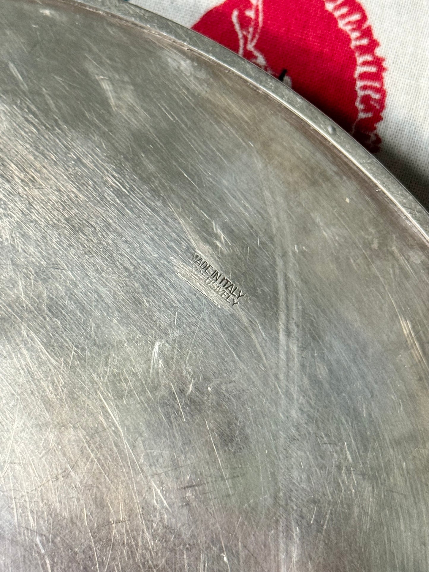 Petite Oval Gallery Tray