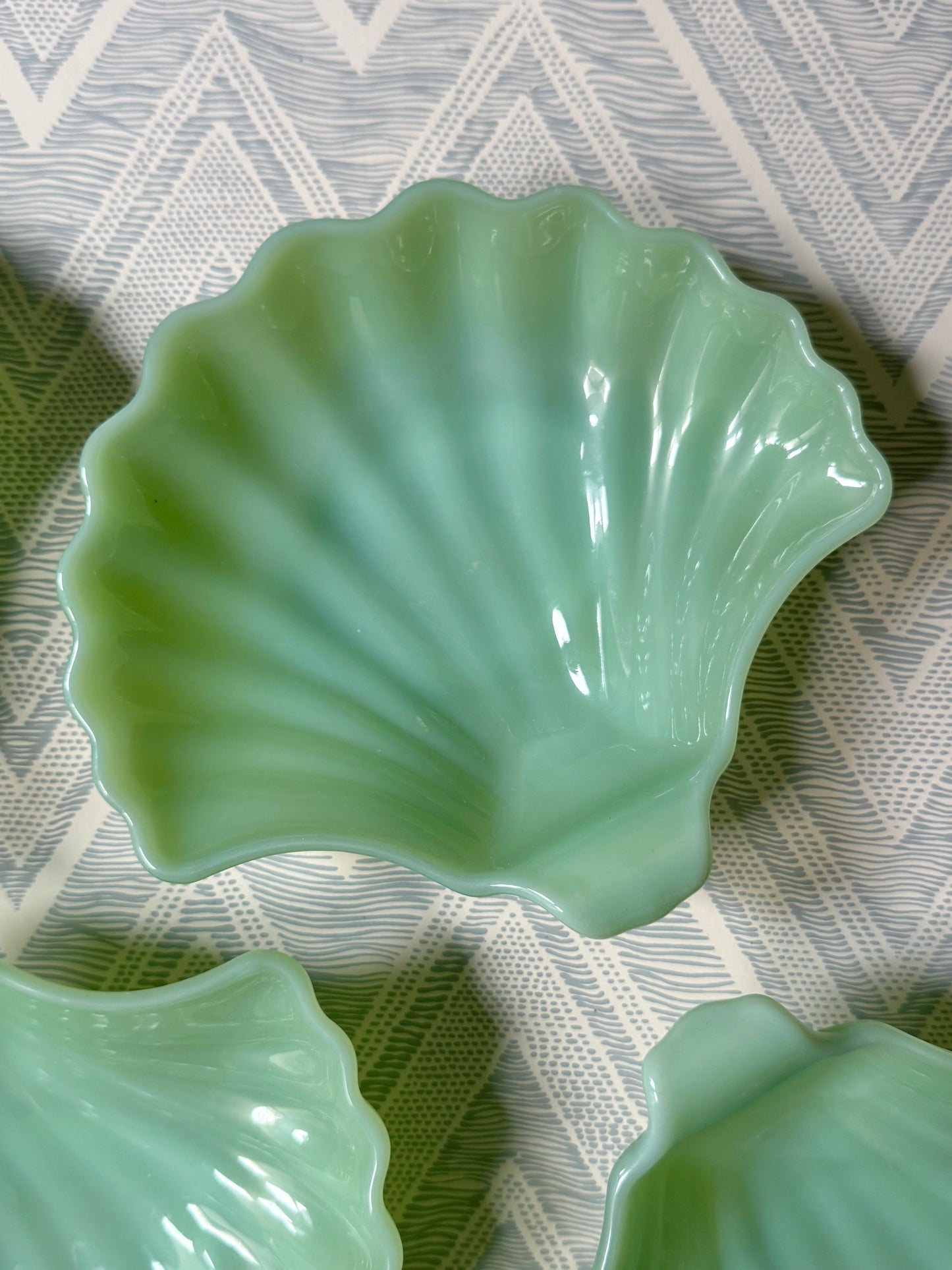 Set of 4 Jadeite Shells