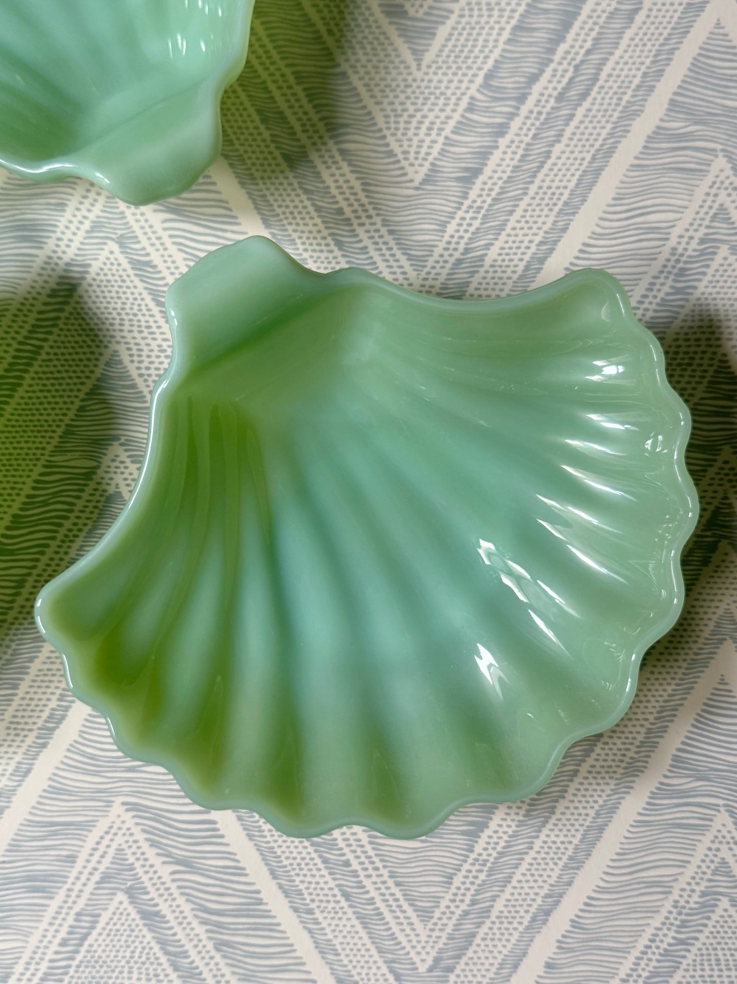 Set of 4 Jadeite Shells