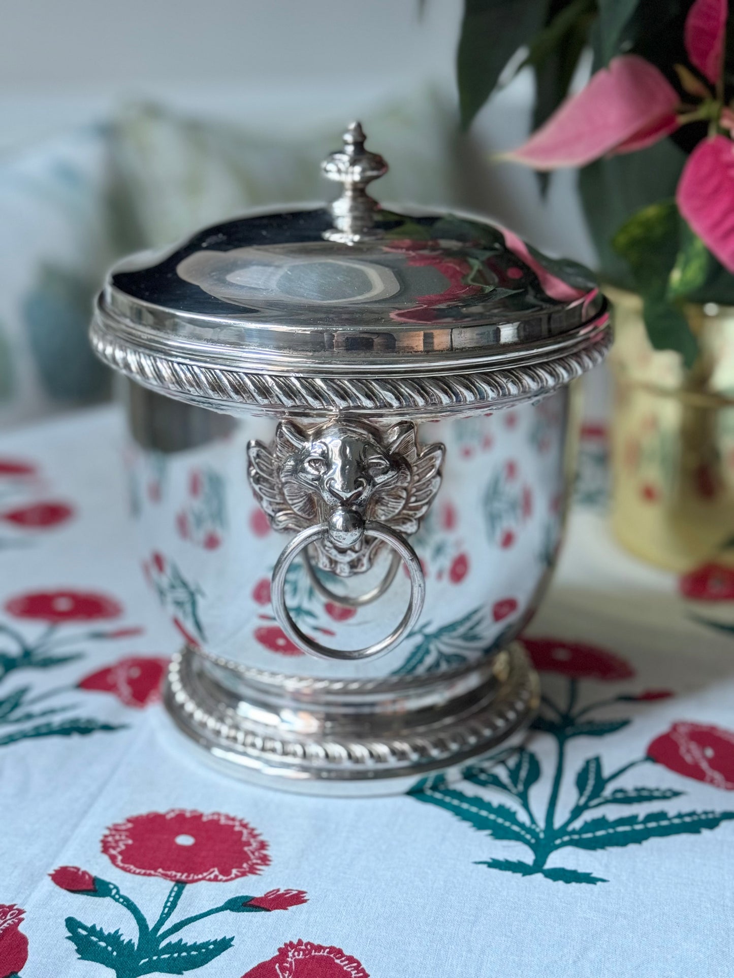 Lion’s Head Lidded Ice Bucket