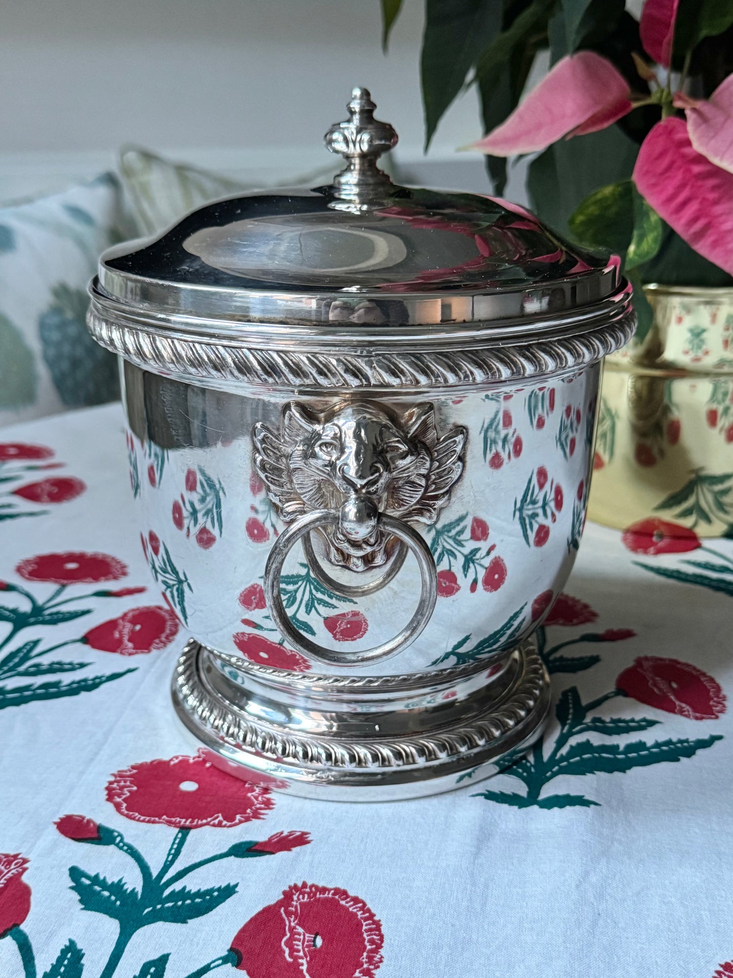 Lion’s Head Lidded Ice Bucket