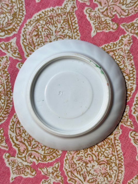 Scalloped Rose Medallion Dish (3.75”)