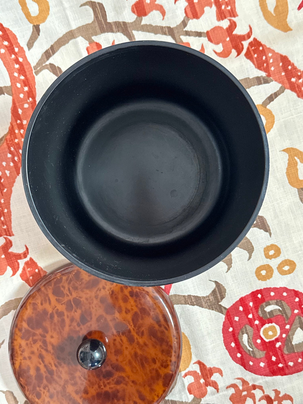 Lacquer Ice Bucket